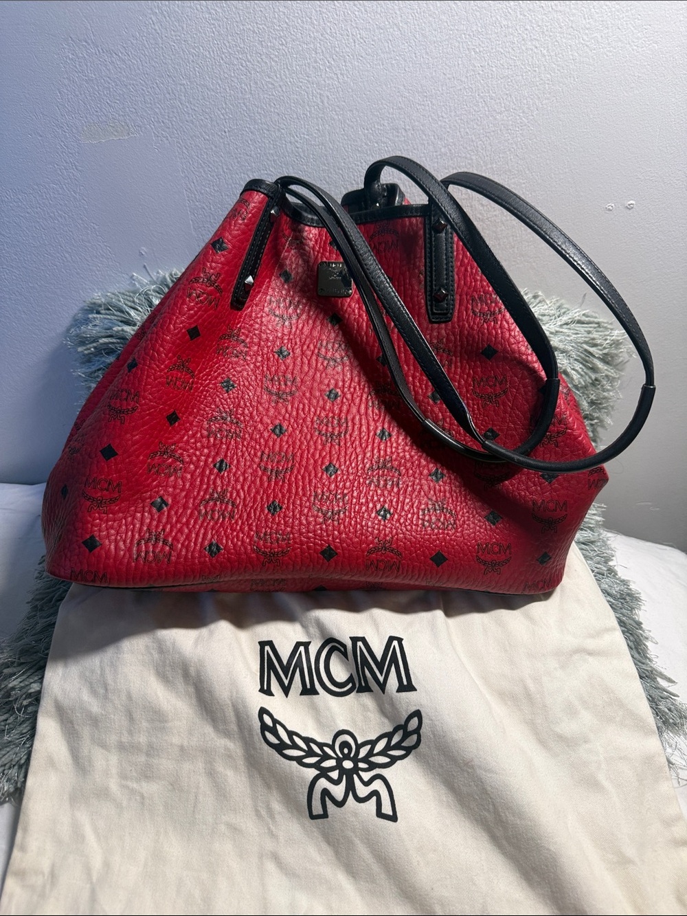 MCM Red Logo-Print Pebbled Leather Shoulder Bag